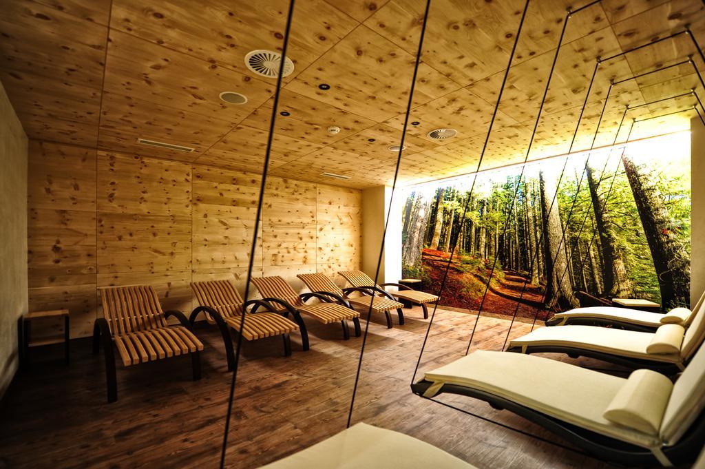 Hotel Arnika Ischgl Exteriör bild