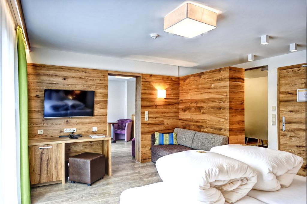 Hotel Arnika Ischgl Exteriör bild